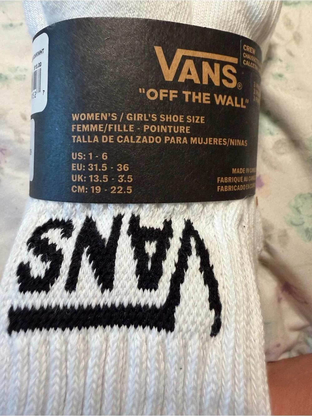 Vans girls / woman White Crew Socks with Black Logo 1-6 nwt 3 pk